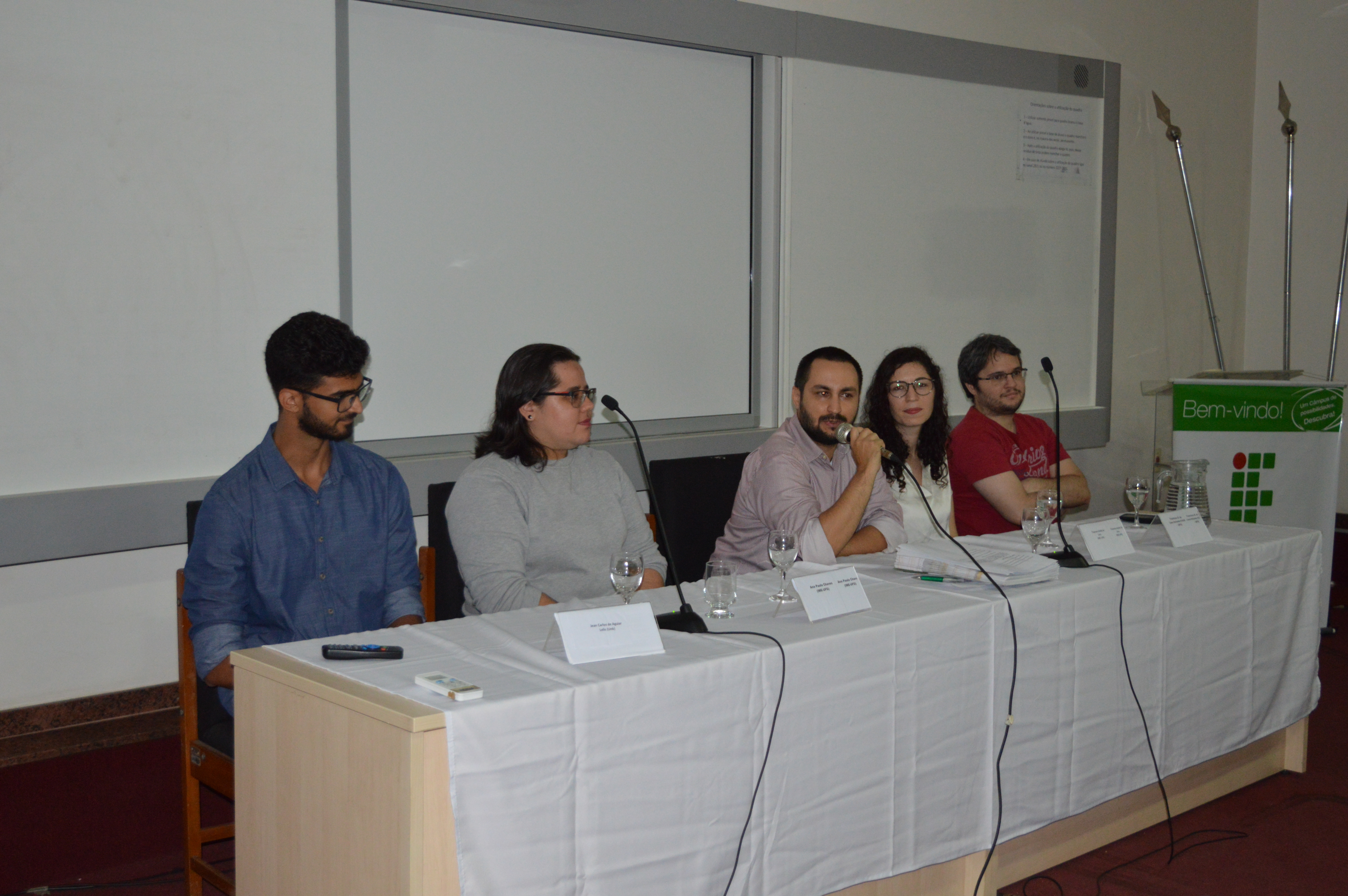 Professores convidados falaram sobre suas experiências em olimpíadas e como isso transformou suas vidas