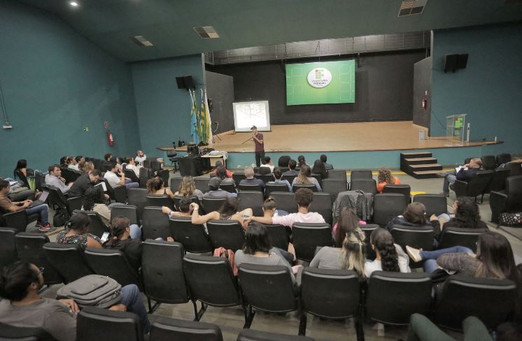 Felipe Caltabiano alerta para a superutilização do solo