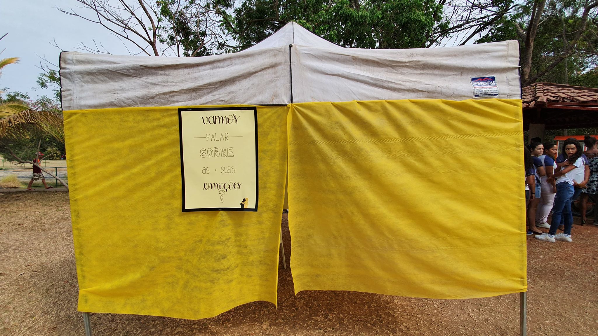 Tenda de atendimento no Parque das Araras