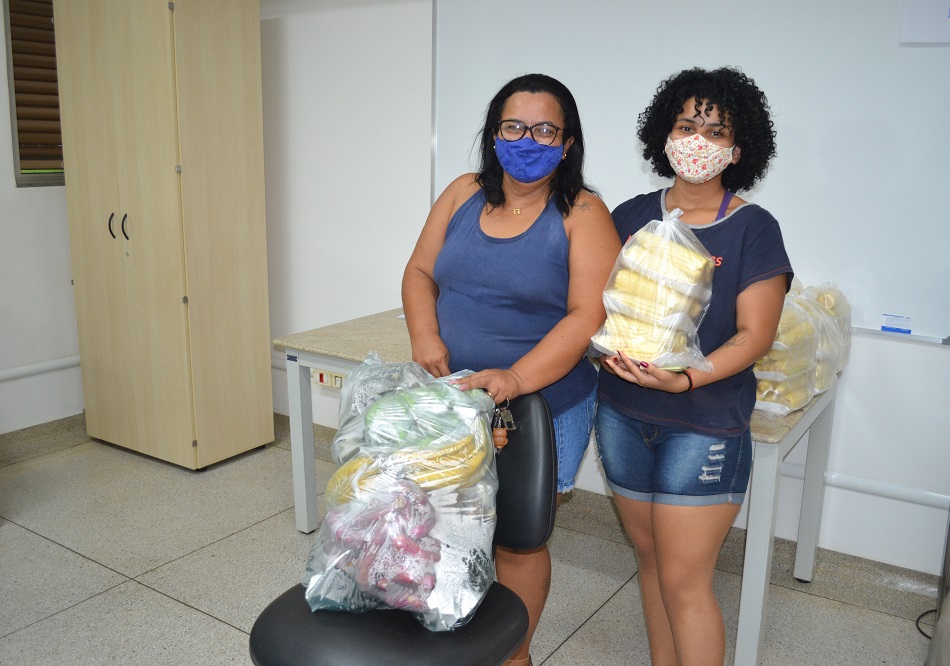 O objetivo da ação é prestar assistência financeira em caráter complementar à alimentação escolar ofertada aos estudantes da educação básica de escolas públicas