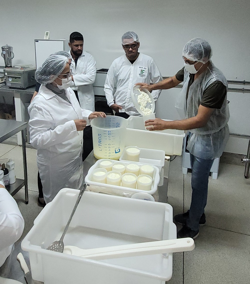 Aula de produção do biocombustível de etanol