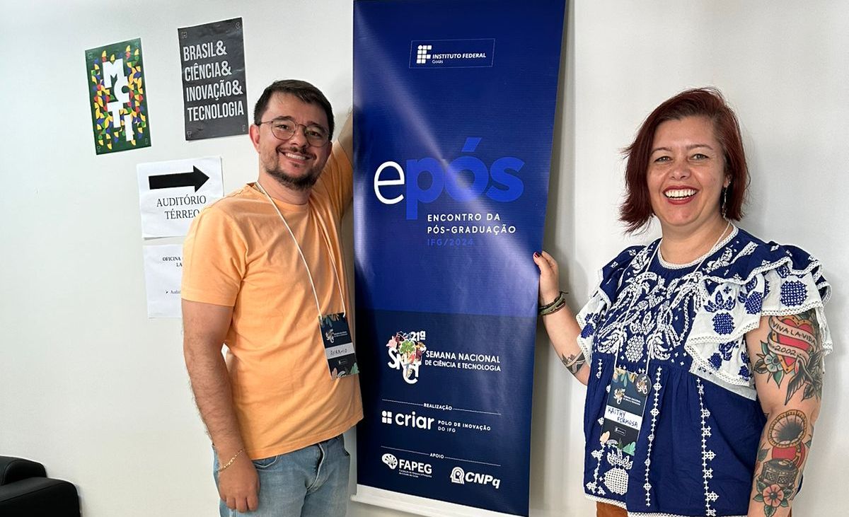 Coordenadores dos cursos de Pós-Graduação do Câmpus, professores Afrânio Furtado e Kaithy Oliveira, no E-Pós