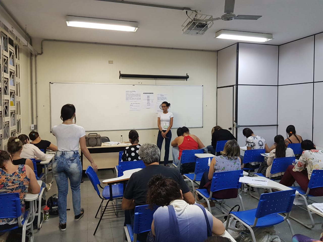 Provas de concurso para docentes são aplicadas sem intercorrências