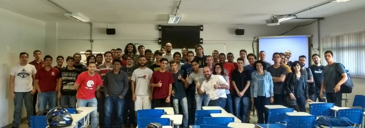 Participantes do 4º MeetUp Pequi Dev