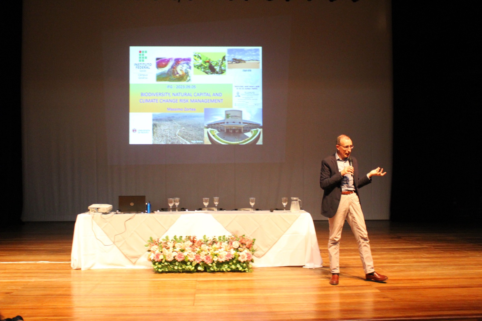 Seminário com a presença do professor Massimo Zortea, da Universidade de Trento, foi realizado no Câmpus Goiânia